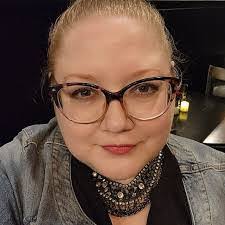 Krystal Stanton's Instagram, Twitter & Facebook