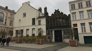Pour Des Bureaux Ou Un Loft L Ancienne Criee Municipale De Dunkerque Est A Vendre