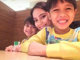 Barr al aliy , baasit al haq and sari yanti. Sari Yanti Home Facebook