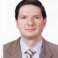 Pablo A G U S T Í N Zambrano-Albuja