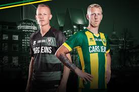 Ado den haag speelt haar thuiswedstrijden in het cars jeans stadion in den haag en komt dit seizoen opnieuw uit in de eredivisie en knvb beker. Nieuwe Tenues Bekend Vanaf Dinsdag Verkrijgbaar Ado Den Haag