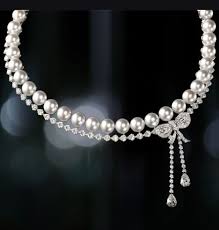 Chanel 1932 Web Mar 2013 Diamond And Pearl Butterfly Knot Necklace Jewelry Chanel Pearls Pearls