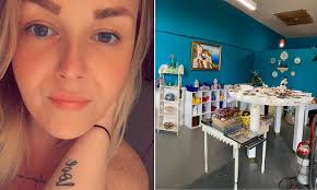 Woman who found urn filled with ashes in storage unit tracks down family of  deceased grandmother