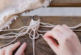 Diy Porte Cles Macrame Les Petits Boudins Le Blog Modeles De Macrame Crochet Pour Les Fetes Porte Cle