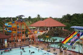 Bagaimana dengan kuliah dan biaya universitas airlangga? 10 Kolam Renang Di Kuningan Yang Asik Untuk Dikunjungi