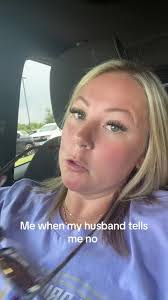 Danielle Cantrell's Instagram, Twitter & Facebook