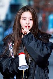 Love Key On Twitter Clc Kpop Girls Kpop Outfits