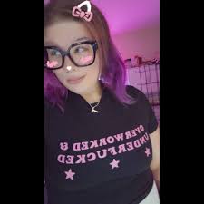 Does anyone else miss chugging water? I feel so dehydrated, I'm drinking  ice water and it doesn't help with my thirst