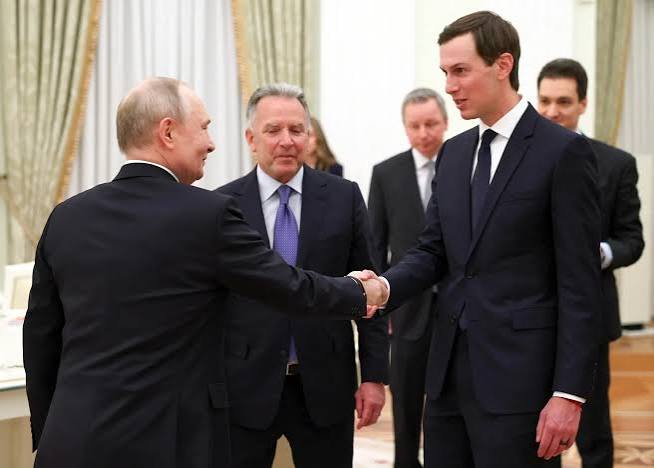 Diplomatie internationale, négociations et pourparlers de paix