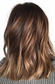 Tortoiseshell Hair Color Is Brightening Up Brunettes This Summer Hair Styles Brown Shoulder Length Hair Hair Lengths