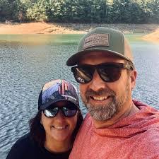 Kari Blevins's Instagram, Twitter & Facebook