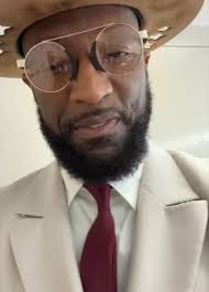 61016 Why won't you post my beautiful, genuine, and complimenting LL and  instead posting these random statements or people from OTHER UNIS You need  to do better admin message: 🦀🎻