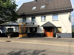 Ihre pension direkt am nürburgring (4 km). Ferienwohnungen Und Apartments In Gemeinde Adenau Gunstig Buchen 9flats
