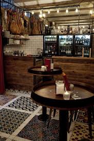 Loooove How They Created This Pattern With Mixed Tiles Very Cool Idea Image From Bar Pepi Design Bar Restaurant Idee Deco Restaurant Interieur De Restaurant