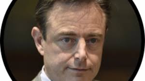 Humo sprak met migratiespecialist Paul Scheffer: 'Je moet een afweging  maken tussen de noden van de mensen binnen en de noden van de mensen buiten  je grens'