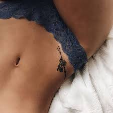 Imaging a large or huge animal in just a small tiny style is fascinating itself. The 36 Sexiest Hip Tattoos You Need To Get In 2020 Tiny Tattoo Inc