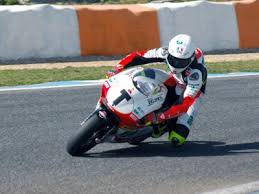 Vor dupasquier waren der spanier luis salom im jahr 2016 und der italiener marco simoncelli 2011 nach. Simoncelli Und Simon An Der Spitze In Estoril Motogp