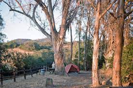 In this video we follow robin who is an amateur herpetologist through the beautiful topanga state park and watch him in action. Best Camping In And Near Topanga State Park