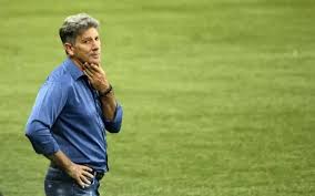 Campeão de uma taça guanabara (1988), uma copa união (1987) e uma copa do brasil (1990) pelo flamengo.recebeu a bola de ouro em 87, prêmio concedido pela rev. Flamengo Marca Reuniao Com Representantes De Renato Gaucho Neste Sabado Flamengo Coluna Do Fla