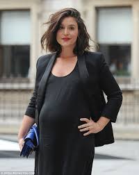 Jessie ware] sat inside a railway station drinking a cup of coffee on my own listening to the strangest conversation about children and holidays in rome last night i sat inside a bar room and i was thinking 'bout my childhood home i think i need. 38 Jessie Ware Ideas Jessie Ware Jessie Fashion