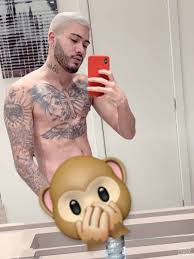 Famosos nus: Kevinho de pau bem duro » SEXO GAY