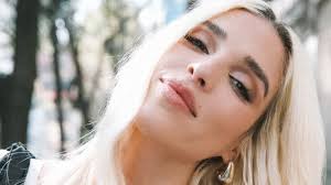 CNN Magazine] Entrevista: Elena Rose lanza su nuevo EP "En las nubes