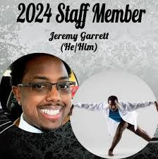 Fou Saelee's Instagram, Twitter & Facebook