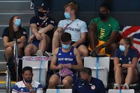 Borah when the world saw photos and videos of british champion swimmer tom daley knitting by the poolside during the tokyo 2020 olympics, some were in awe … J Pklm5xgcwirm