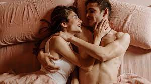 Preliminares e sexo oral são o que mais excitam os brasileiros no sexo