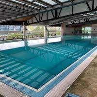 This pool caters to those staying in and around the putrajaya area and offers several other sports facilities too. Marina Putrajaya Swimming Pool Pool