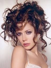 Scopri la collezione di upim. Acconciature Per Vestiti Lunghi Capelli Fashion