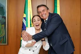 Alexandre de moraes consulta pgr sobre possibilidade de prisão de salles. Regina Duarte Deixa Cultura De Bolsonaro De Namoradinha Do Brasil A Inimiga Dos Artistas Blog Do Arcanjo