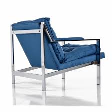 The chair features a square back with lace tufted design, sinuous springs and a thick foam cushion for extraordinary comfort. Restored Royal Blue Mid Century Modern Milo Baughman Style Flat Bar Lounge Chair Chairish