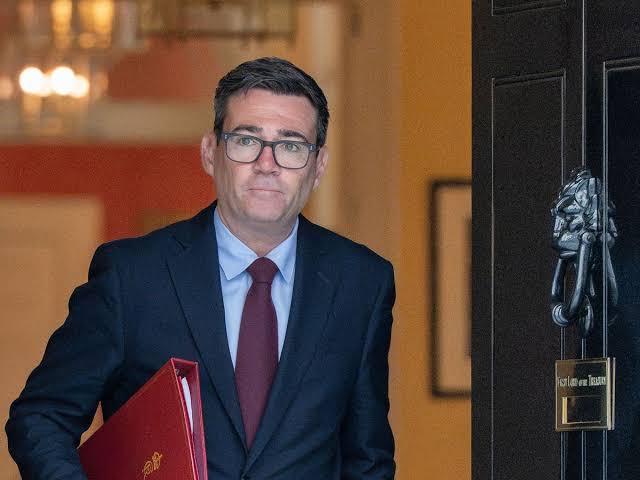 Andy Burnham urged to target banks' bumper profits with windfall tax to ease  cost-of-living pain - The Mirror