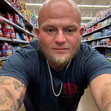 Daniel Pryor (@daniel.pryor.16) • Facebook