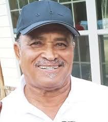 Carl Gill's Instagram, Twitter & Facebook