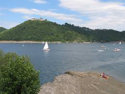 It has the 2nd largest area (behind the forggensee), and the 3rd largest volume (behind the bleilochstausee and rurstausee). Edersee Reisefuhrer Auf Wikivoyage