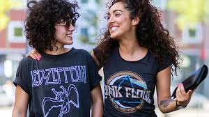 18 best shampoos for curly hair; 12 Best Curl Refreshing Sprays For Every Curl Type Stylecaster