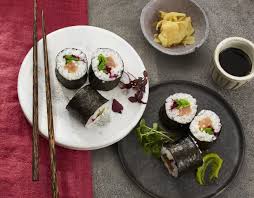 Maki Sushi Rezept In 2020 Rezepte Sushi Selber Machen Essen Und Trinken