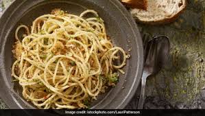 Check spelling or type a new query. Cooking Tips Here S A Fool Proof Recipe For Restaurant Style Spaghetti Aglio E Olio At Home Ndtv Food