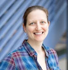 Sandy Kitts's Instagram, Twitter & Facebook