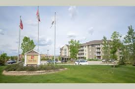 Learn how to protect loved ones from neglect and what to do if it occurs. Seine River Residence Winnipeg Mb Reviews Senioradvisor