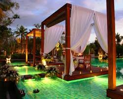 Top 10 Des Destinations Phares Pour Une Lune De Miel Khao Lak Lune De Miel Hotel Piscine