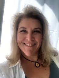 Vanessa Kelley's Instagram, Twitter & Facebook