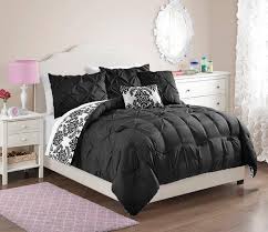 Pin On Rachel S Monster High Themed Bedroom