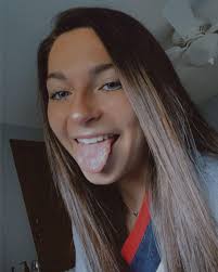 Courtney Flood (@courtney_flood) • Instagram photos and videos