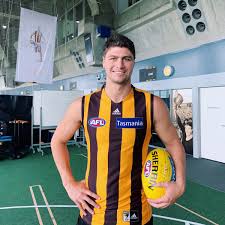 Another woman, jacqueline kearton, told channel seven she allegedly received unwanted and inappropriate picture and video messages from patton. Hawthorn Fc On Twitter Welcome To Waverley Patto Looking Good In The Brown And Gold Afltrade