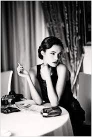 35 Amazing Examples Of Black And White Photography Cuded White Fashion Photography Black And White Portraits Black And White Photography
