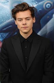 Harry edward styles is an english singer, songwriter and actor, known as a member of the boy band one direction. An Unseen Harry Styles Picture From His Dunkirk Days Proves He S A True Fashion Icon Capital