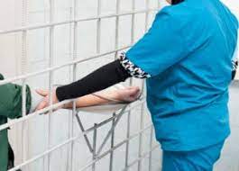 How To Become A Correctional Nurse - Salary || Registerednursing.org